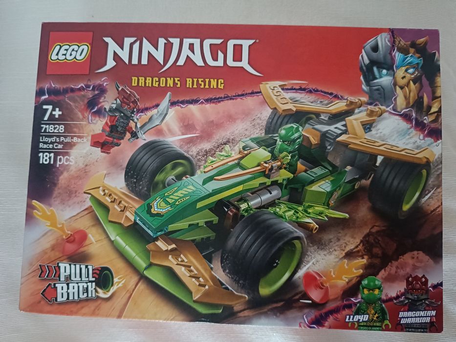 LEGO® 71828 Ninjago - Samochód wyścigowy Lloyda z napędem typu pull-ba