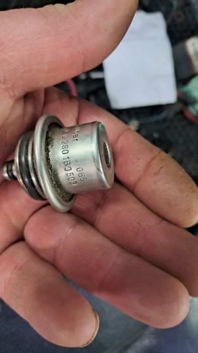 Регулятор давления BMW m60 m62 Pietburg оригинал Bmw e34 e38 e32