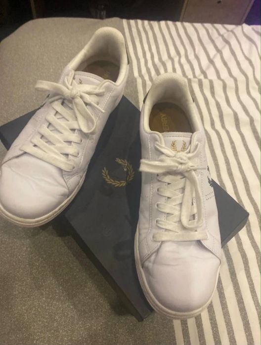 Sapatilhas Fred Perry numero 44