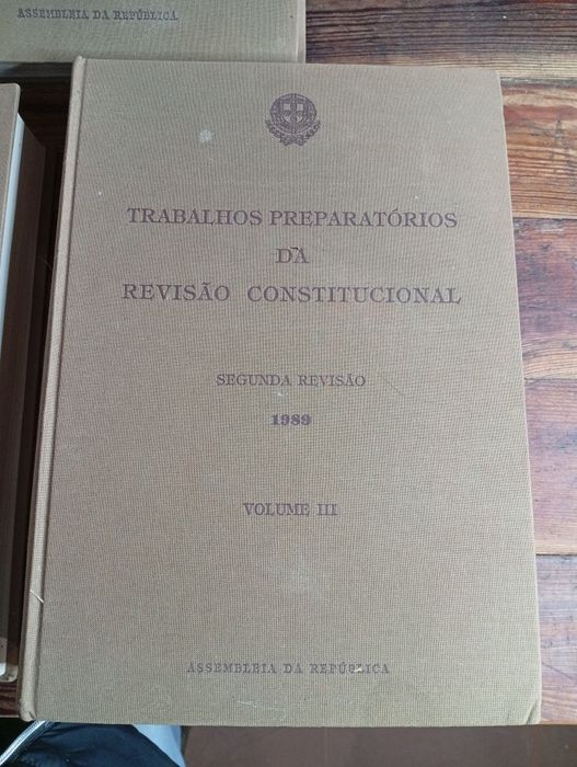 Trabalhos Preparatórios da Revisão Constitucional – 1989” (3 Volumes)