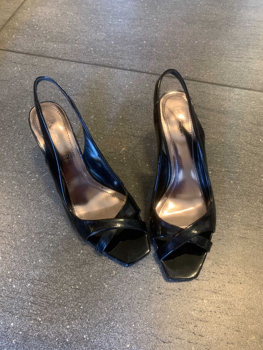 Czółenka Kazar rozmiar 37 / Czarne czółenka / Buty Kazar