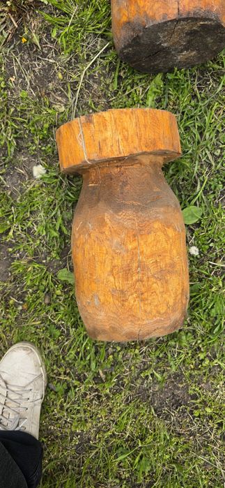 Стілець у вигляді грибочка