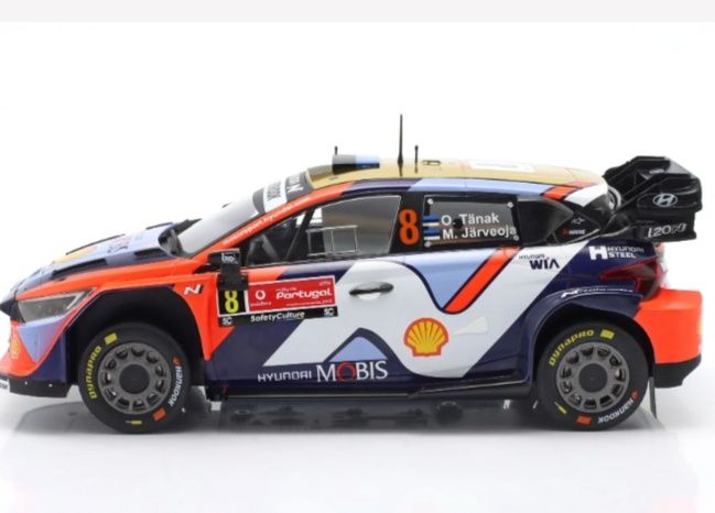 Miniaturas de carros 1.18