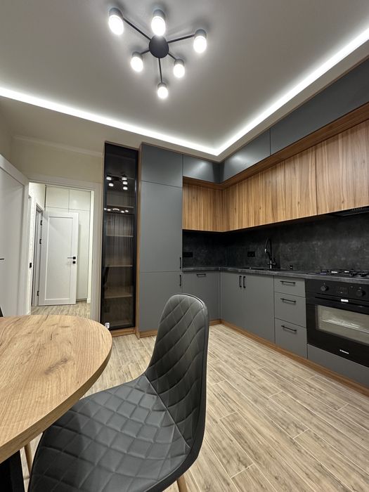 Нова 1 кім. квартира з ремонтом під Києвом / Крюківщина