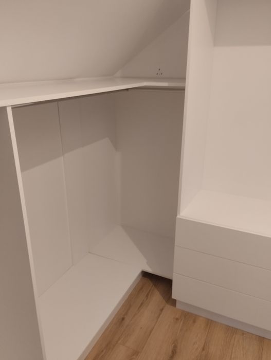 Składanie mebli i montaż