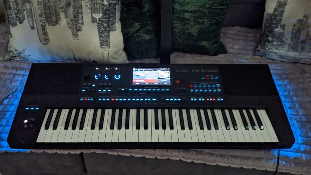 Medeli akx 10/ Thoman akx1100 синтезатор