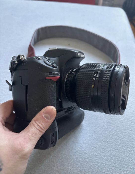 Nikon d300 z dodatkami