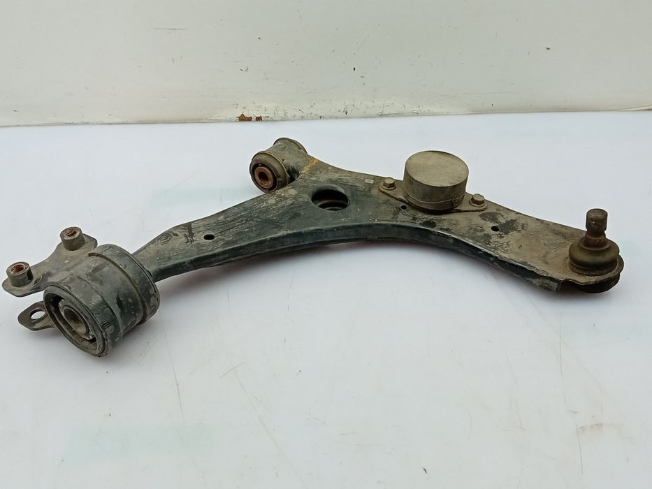 Braço de suspensão frente direito MAZDA 5 (CR19)