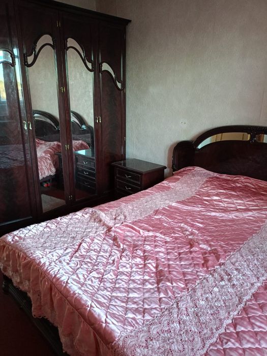 Здається кімната Р-Н Льотки