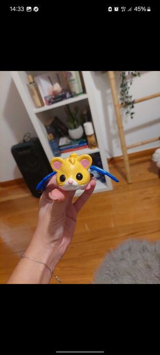 Brinquedo adopt me