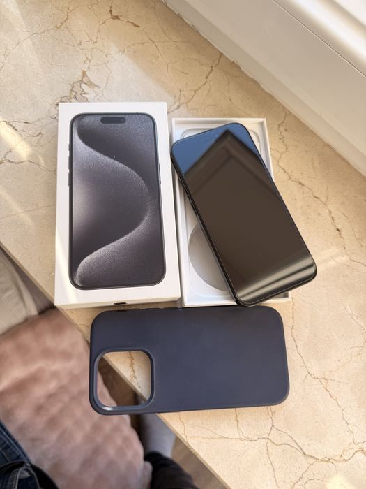 Iphone 15 pro Stan idealny Black Titanium