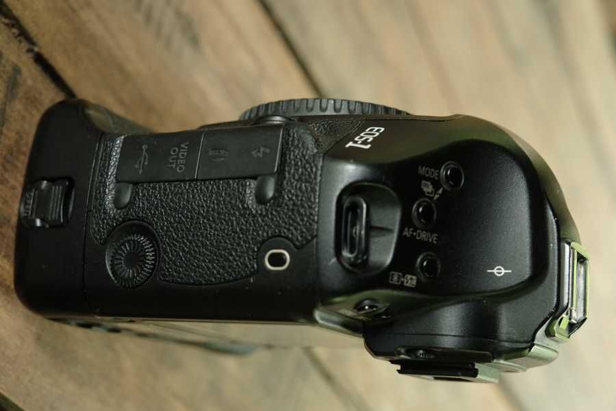 Canon 1dsIII body