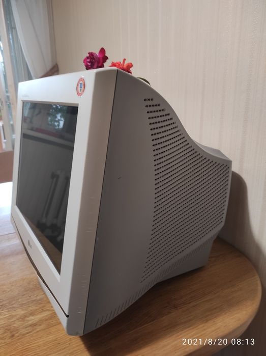 Продам монитор LG  FLATRON F700B