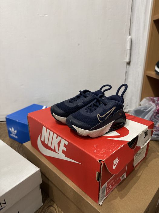 Кроссовки nike детскик