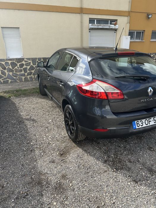 Megane ano 2013 — photo 2