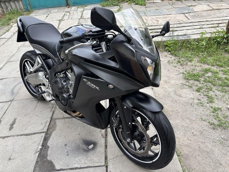 Honda Cbr 650F, 2016, отличнейшее состояние!
