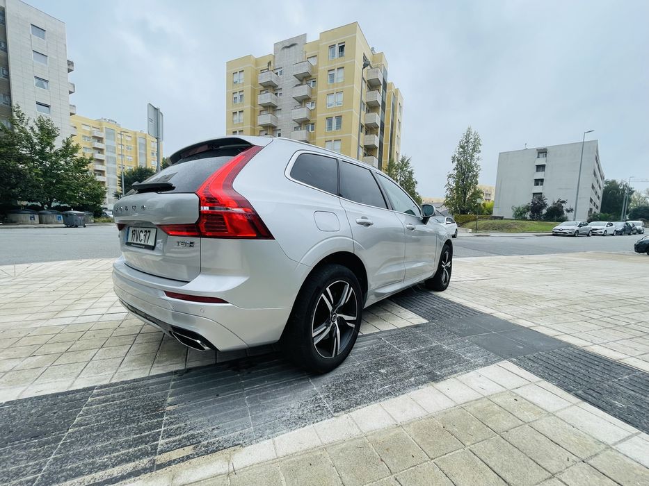 Volvo XC60 T8 Twin Engine AWD — 408 cv foto 2