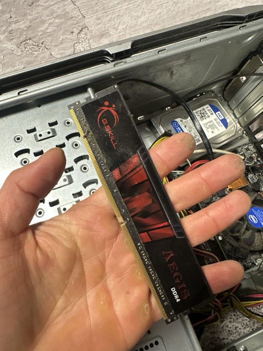 Komputer stacjonarny i5-6500 / 16GB RAM / 1TB HDD – sprawny