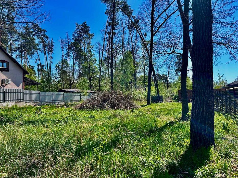 Продаж земельної ділянки для будівництва будинку, елнктрика заведена.