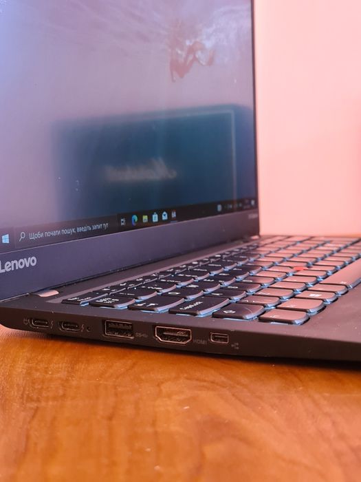 Ультрабук Lenovo ThinkPad X1 Carbon 5 Gen