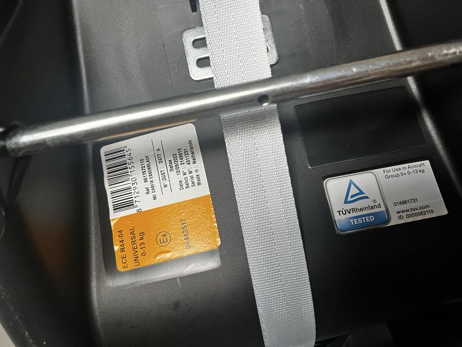Fotelik nosidełko maxi cosi cabriofix z bazą