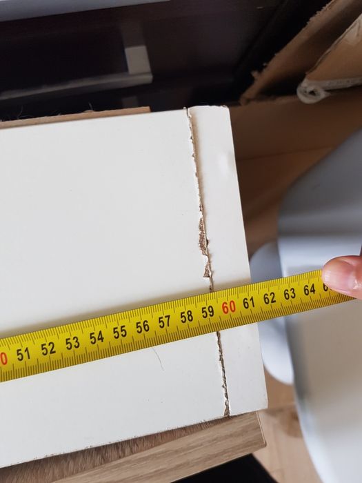 Szafka wisząca łazienkowa