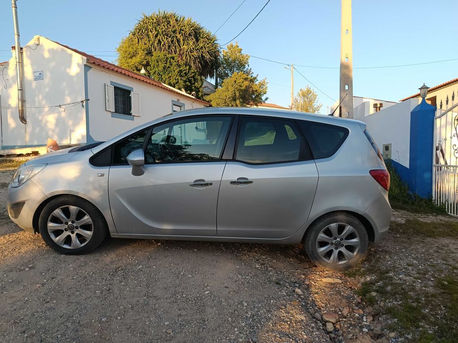 Vendo opel meriva 1.3 cdti 2013