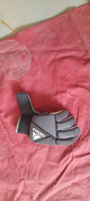 Luva mao esquerda hóquei patins AZEMAD,