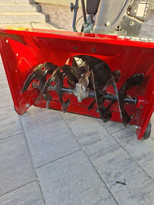 Odśnieżarka spalinowa z napędem MTD