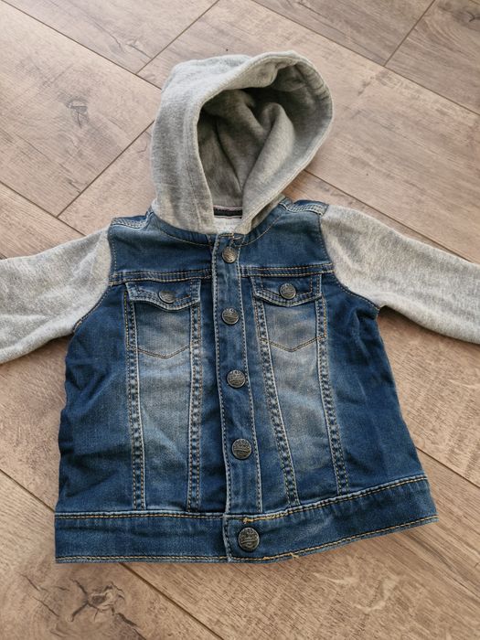 Jeansowa kurtka, katana