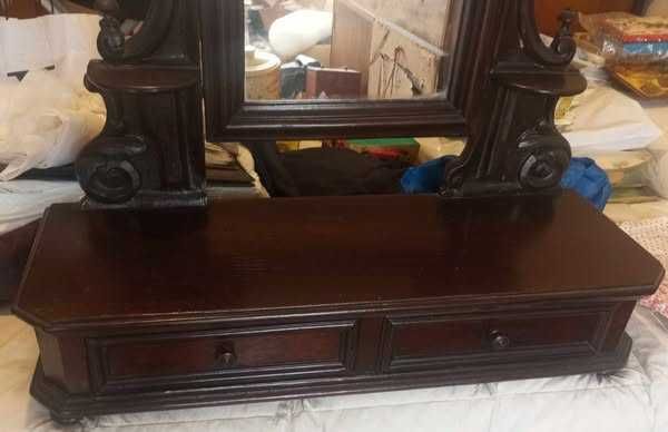 Móvel espelho de toucador