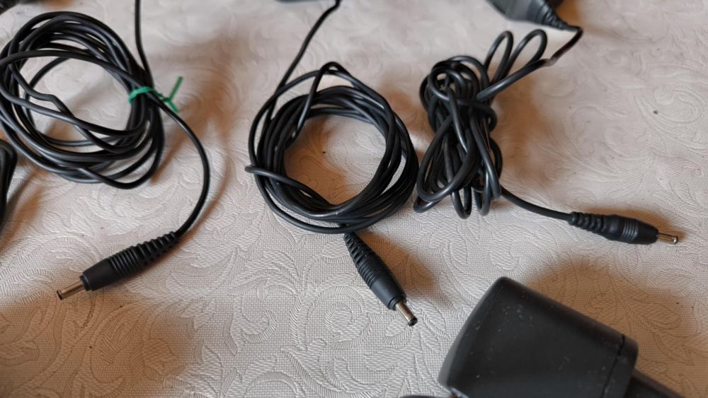 Carregadores telemóvel Nokia, Erikson, Samsung para modelos antigos
