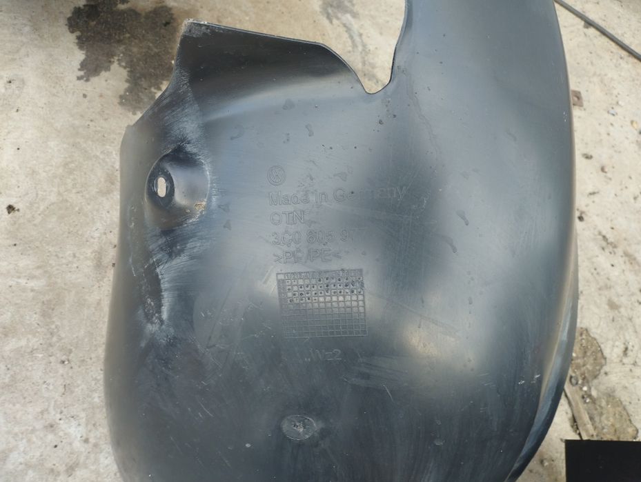 Передние подкрылки Passat B 6