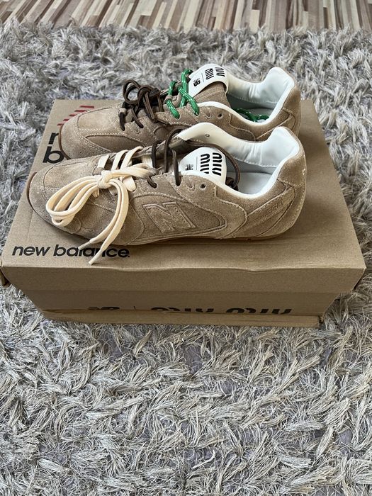 NewBalance 530 Miu Miu