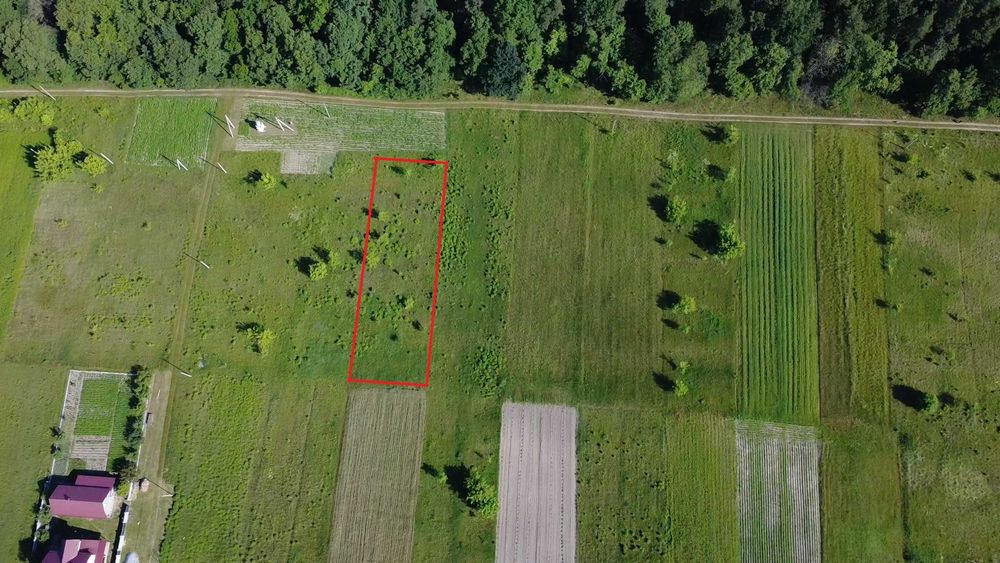 Ділянка в мальовничій місцевості