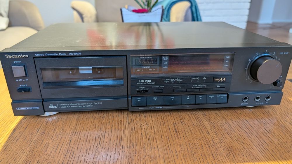 Sprzedam Stereo Casette Deck  Technics RS-B605 w stanie b.dobrym