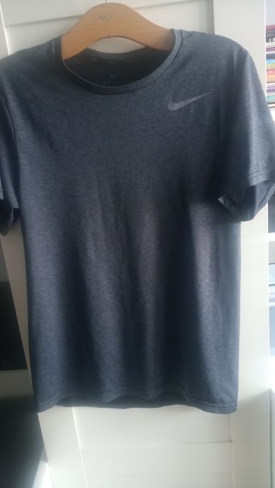 Tsirt sportowy Nike roz.S