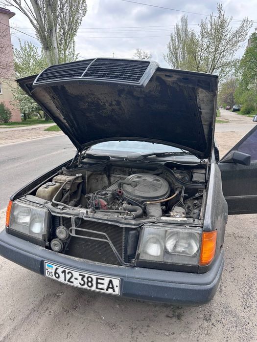 Продам W124 e300 срочно! Торг