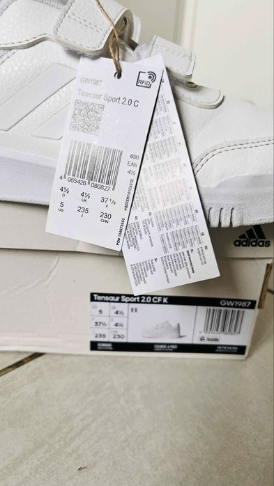 Adidas 37 розмір дитячі кросівки