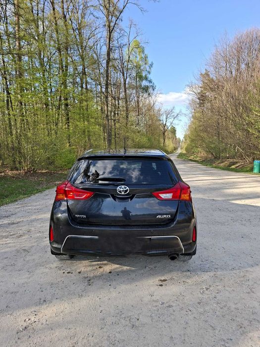 Piękna Toyota Auris II