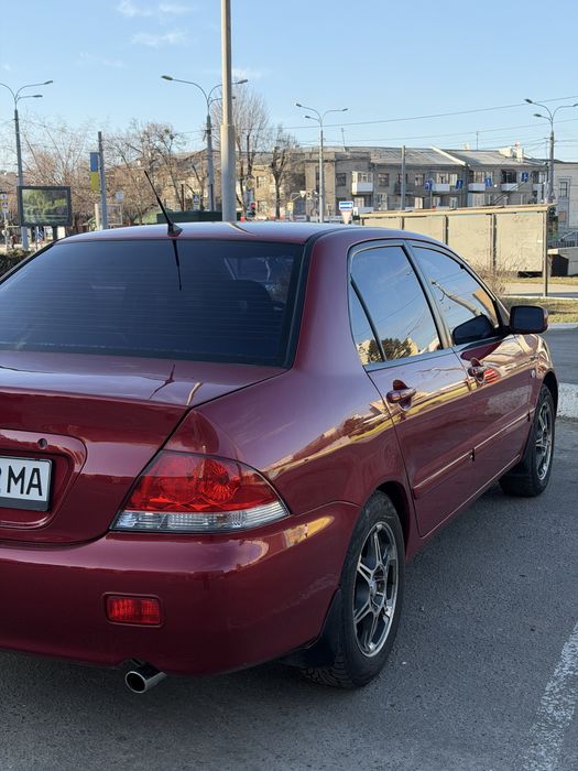 Lancer 1.6 газ 2008 Без вложений