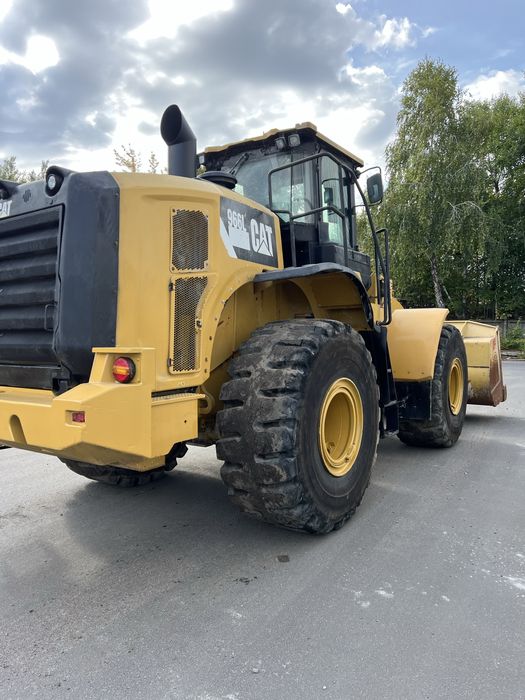Фронтальний навантажувач Caterpillar 966 2017 рік