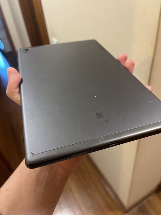 Tablet Lenovo M10 Plus (Ler descricao)