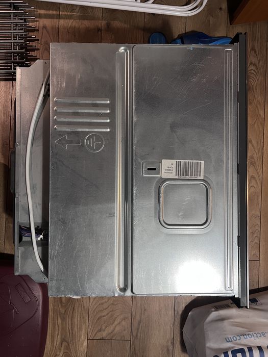 Piekanik parowy do zabudowy Bosh hlhb24-2. Nowy.