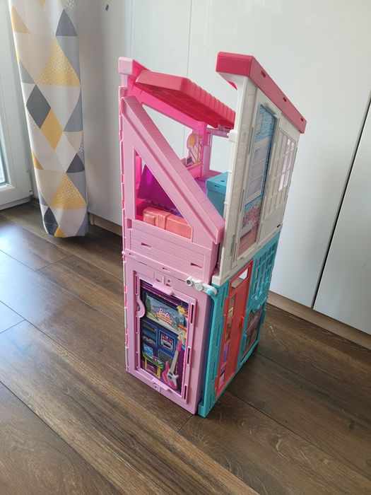 Barbie Domek Malibu Mattel FXG57 Duży składany