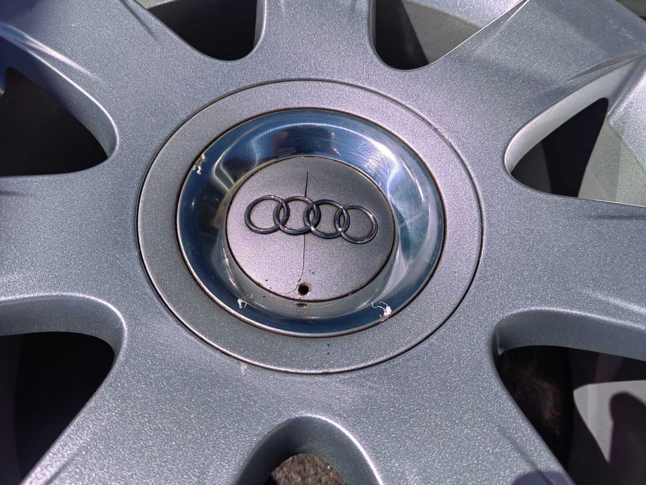 16" Audi A4 B5 B6 B7 8H0 Małysz Z kapslami S-Line VW Sharan Golf Gti Caddy Touran Skoda Octavia Superb Eos OEM ORYGINAŁ Audi NR76