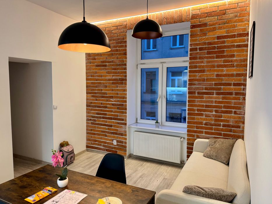 4 sypialnie dla rodziny + salon z kuchnia z cegłą 20m² | Gdańska 64