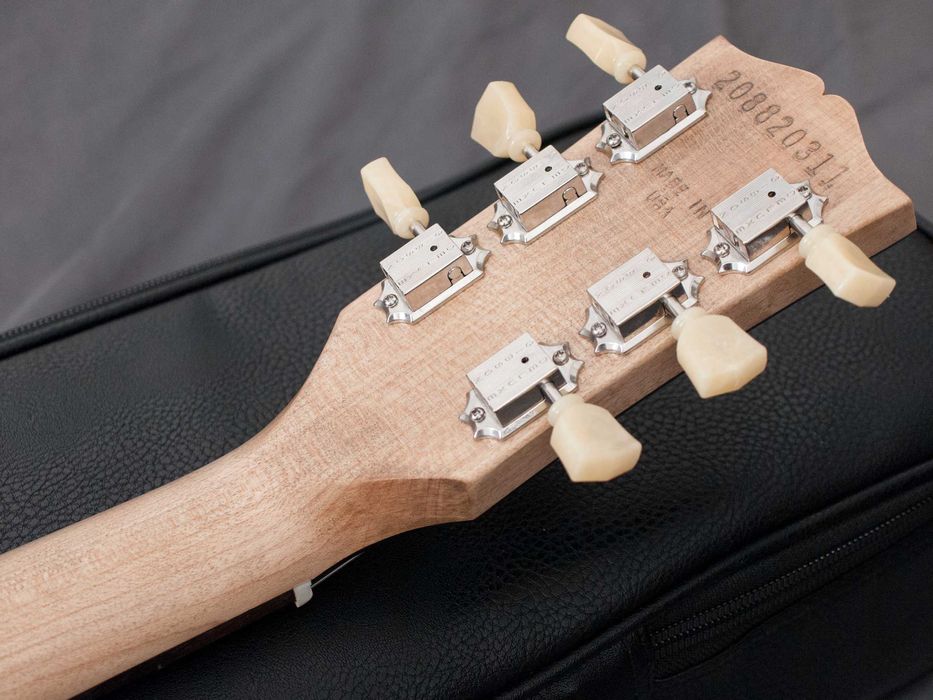 Gibson SG Tribute + Saco