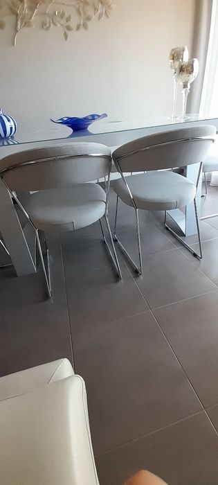 Mesa e cadeiras jantar Antarte branca + vidro protector  6 cadeiras forradas
