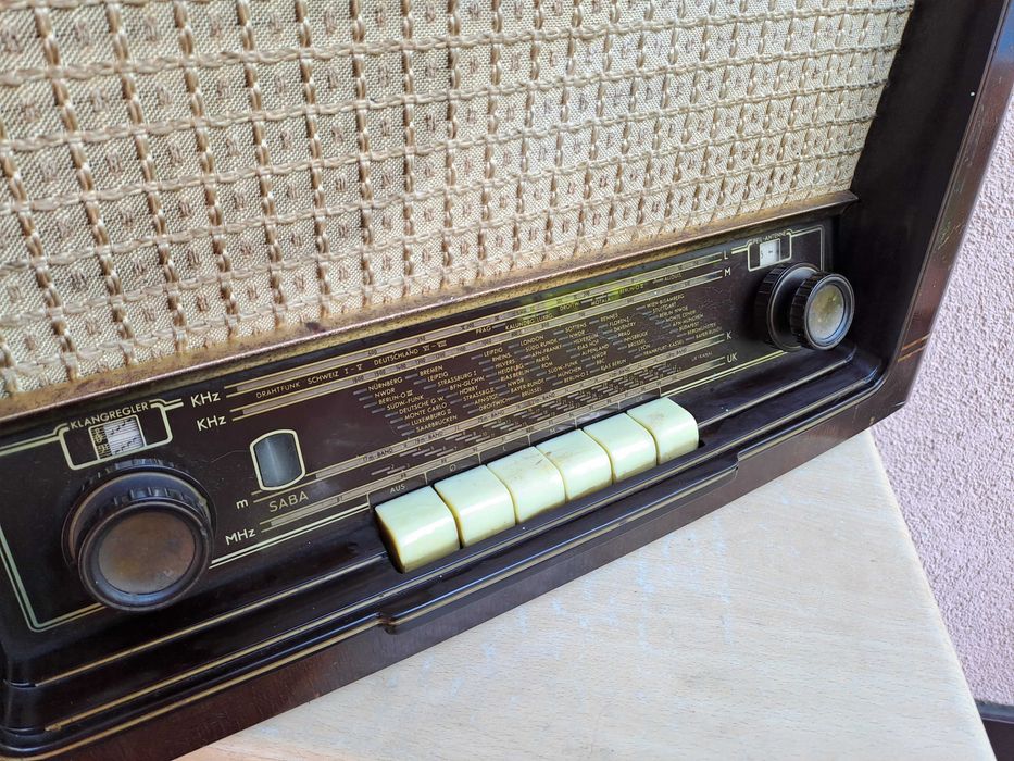 Stre radio lampowe Saba Villingen W4